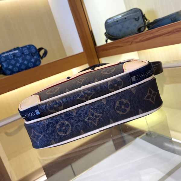 ルイヴィトンバッグ側面デザイン